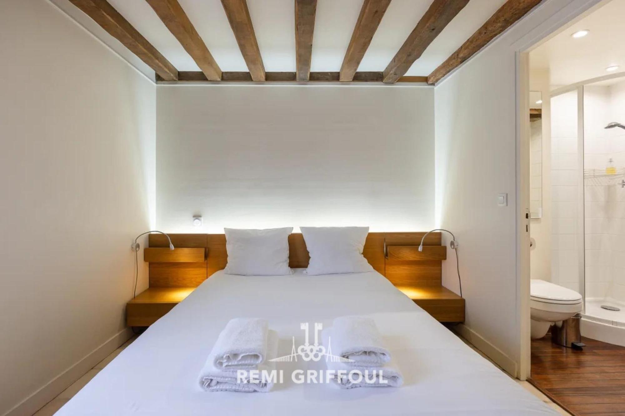 L'Escalier D'H - Duplex 3 In The City Center - Normand Charm - Family Stay Онфлёр Экстерьер фото